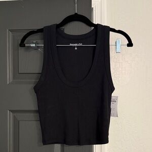 NEW NWT Abercrombie & fitch a&f essentials black ribbed crop tank small